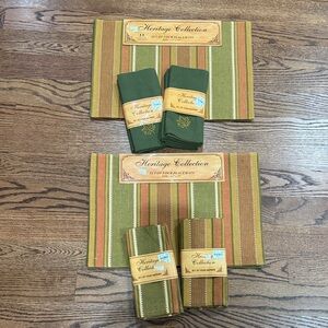 NWOT Heritage Collection Green and Brown Placemats Set
